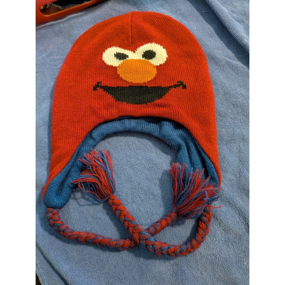 Sesame Street Reversible Elmo Cookie Monster Knit Laplander Earflap Hat Red Blue